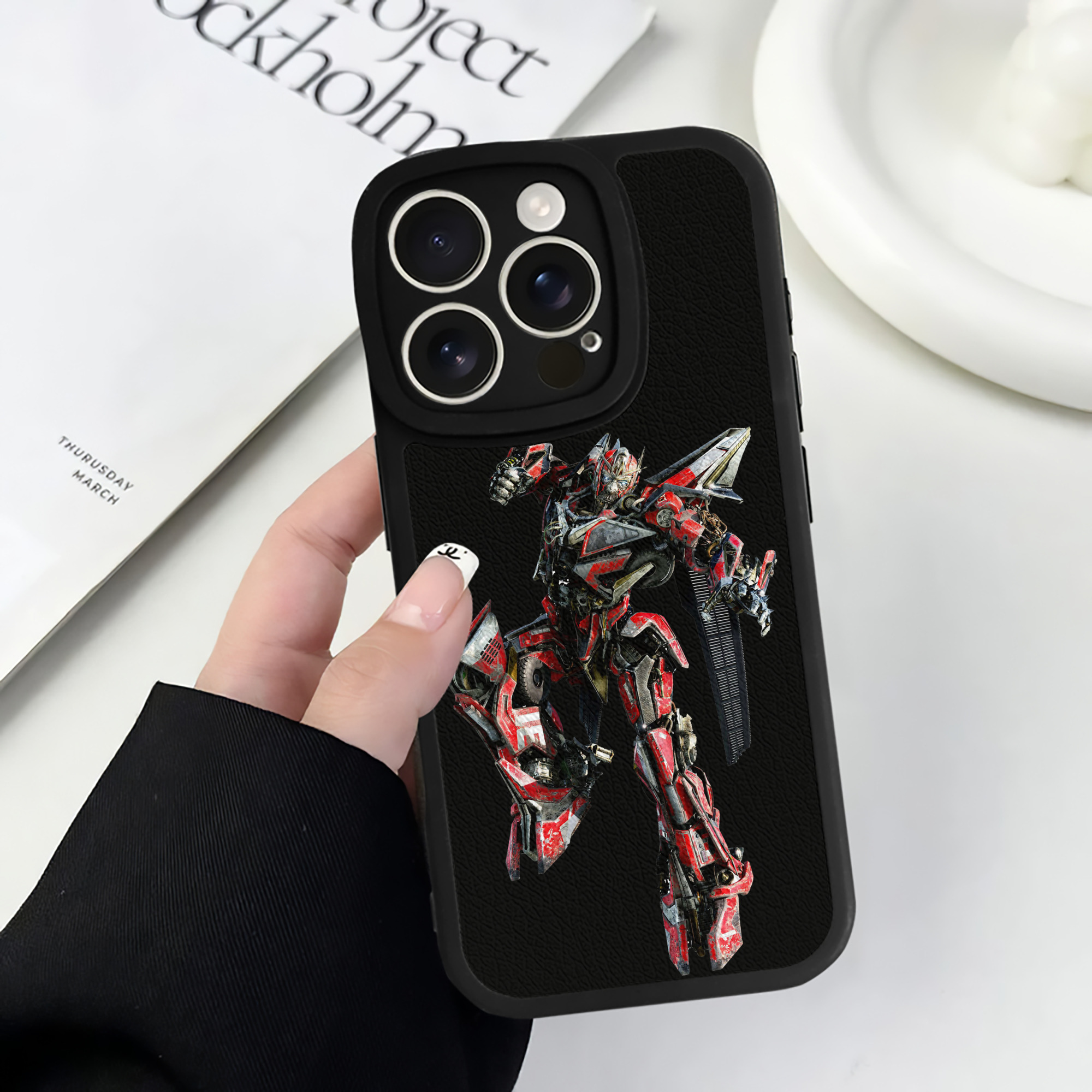 （画像用）  【iPhone 16シリーズ対応】シリコンスマホケース（レザー調） 材質：シリコン